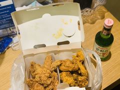 双拼炸鸡半半-BHC炸鸡(明洞总店)