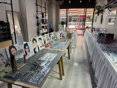 -零度眼镜·宝视友·蔡司依视路(吾悦花街店)
