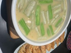 -芳芳私房菜·精做淮扬菜(承德路店)