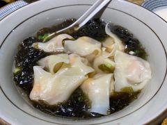 蟹籽虾仁鲜肉馄饨-南小蟹手工點心(三里屯店)