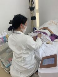 点击看大图 -凡碧诗毛孔清洁收细