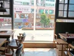 靠窗位-季季红火锅(文化大厦店)