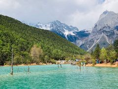 -玉龙雪山蓝月谷