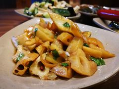 -亮亮面馆(经六路店)