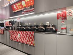 -成都你六姐·牛肉冒菜(信泰中心商场店)