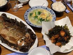 -泉畔人家·老济南经典鲁菜(大明湖店)