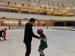 -陈露国际冰上中心(天津嘉里汇店)