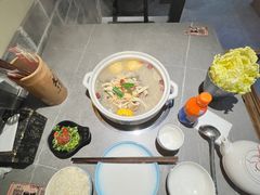 -许大亮淄博烧烤·自助鲜牛肉火锅(大江东宝龙店)