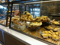 -巴黎贝甜(大宁国际商业广场店)