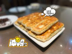 猪肉茴香褡裢火烧-福荣居褡裢火烧京味家常菜(西四店)