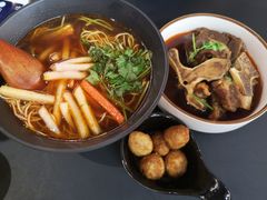 香辣牛骨-贡梅老面馆·蟹粉面·无锡特色小吃(南长街主推店)