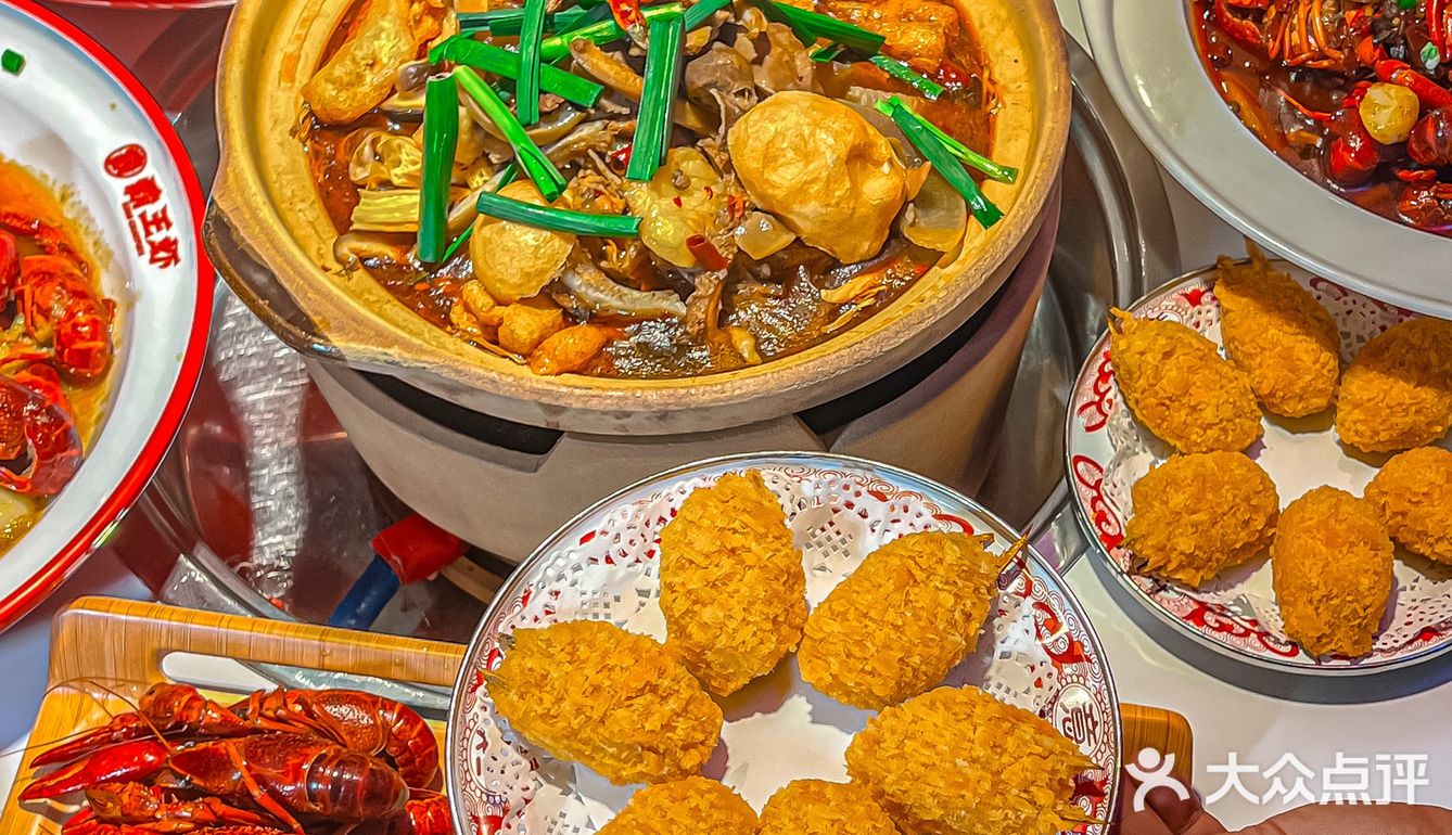 小龙虾品质没的说个个都新鲜 剥壳嗦肉分分钟都超嗨的