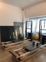 -无界瑜伽普拉提