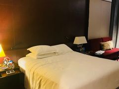 -广州天河希尔顿酒店