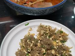 -土砂锅生态山庄·非遗砂锅雅鱼