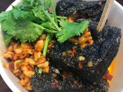 -黑色经典臭豆腐·湖南特产(坡子街店)