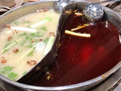 -肖肖酸萝卜鱼火锅(总店)