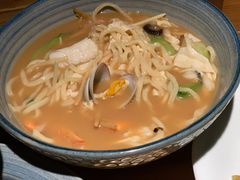 特色海鲜面-荣小馆(杭州大厦店)