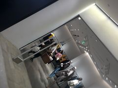 -URBAN REVIVO(西安Momopark店)