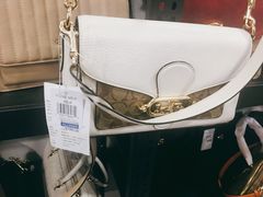 -COACH蔻驰(赛特奥特莱斯店)