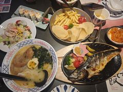 -花漫里日式餐厅(城东中骏店)