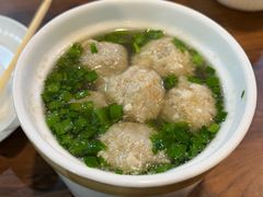 黄花鱼丸子汤-大连路6号好酒不见