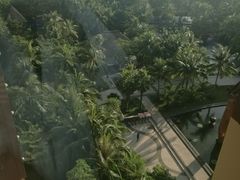 -三亚湾海居铂尔曼度假酒店