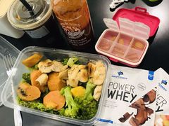 -汗水空间私教健身连锁(SM广场店)
