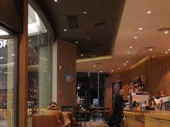 大堂-星巴克(桂林国贸益华城店)
