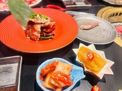-山川小町·极番烧肉(新地假日广场店)