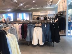 -H&M(鹏欣水游城店)