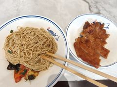 生煎大排面-天天鲜面馆(衡山路店)
