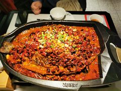 -江边城外烤全鱼(世茂广场店)