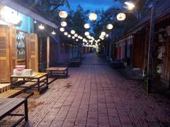 -拾光音乐餐酒吧(告庄星光夜市店)