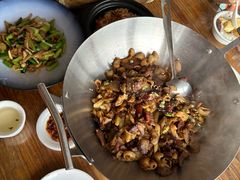 -老唐三下锅 ·张家界地标美食(溪布街店)