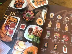 -Chom Cafe and Restaurant