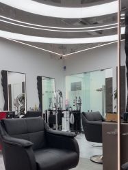 -ON STAR SALON