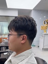 -尤司男士国潮理发馆