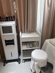 -康美贞·痘肌养护管理中心
