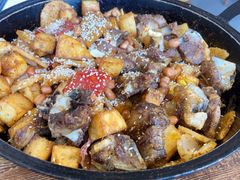 -老钟家烤羊排·敦伊阁清真餐厅胡羊焖饼