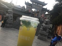 奇异果·含春绿-鸡鸣赐茶(鸡鸣寺路店)