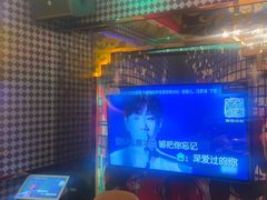 -路边边.炒菜烧烤.音乐餐厅(良乡长虹店)