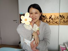 -鲸励母婴月嫂(望京店)