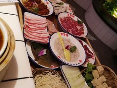 -贤合庄卤味火锅(时代广场店)