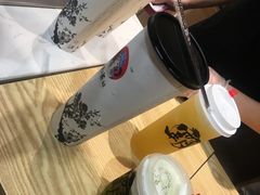 -霸王茶姬(南强街店)