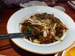 -魏铭鱼头捞饭(晋阳路店)