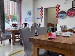 -溢心园香河肉饼总店