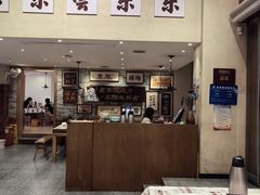 -乐乐大排档·30年老字号(浙江路店)