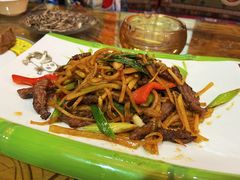 酸萝卜炒牛肉-宗巴雍姆藏餐府