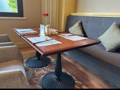 -鲤鱼洲酒店港鲤咖啡厅